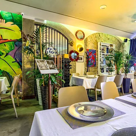 Grono Bed & Breakfast