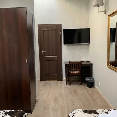 Grono 4*