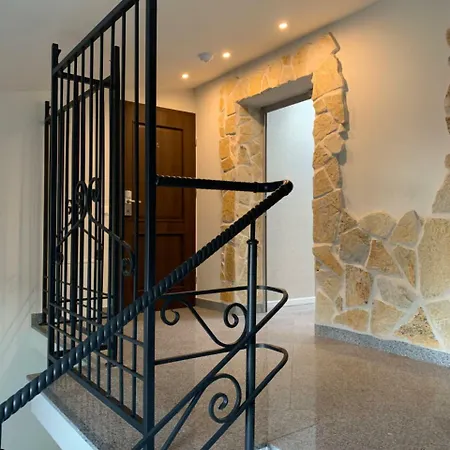 Grono Отель типа 